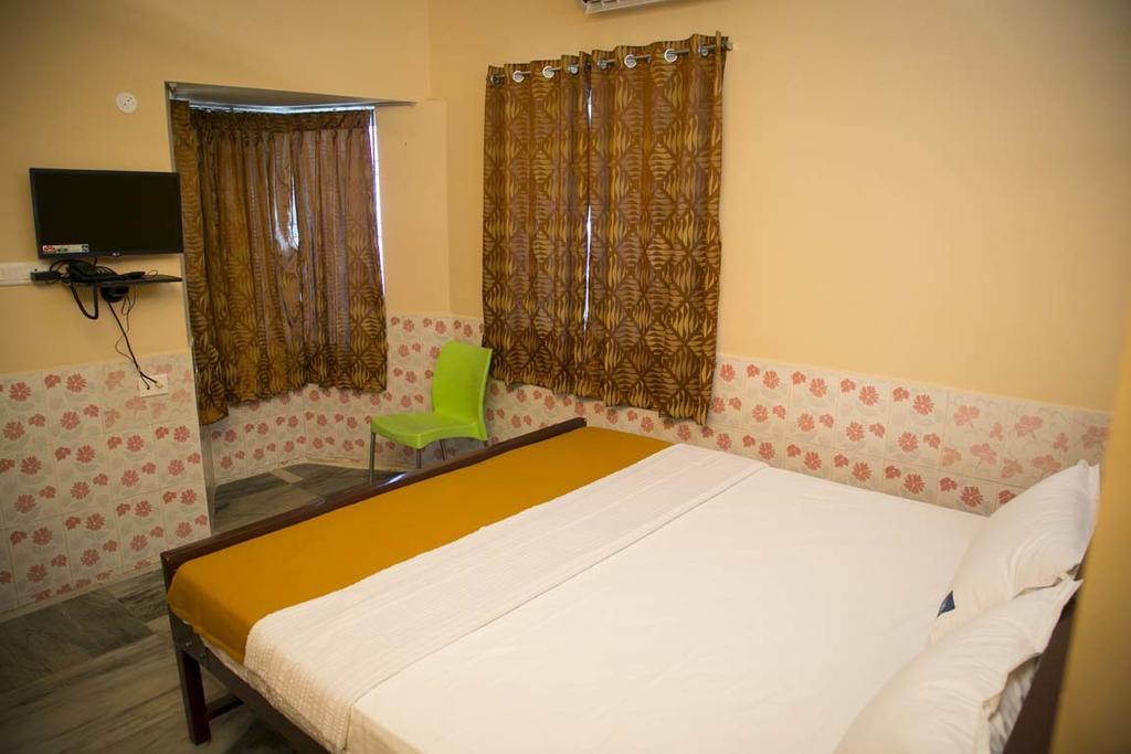 Navagraha Homestay Kumbakonam Zewnętrze zdjęcie