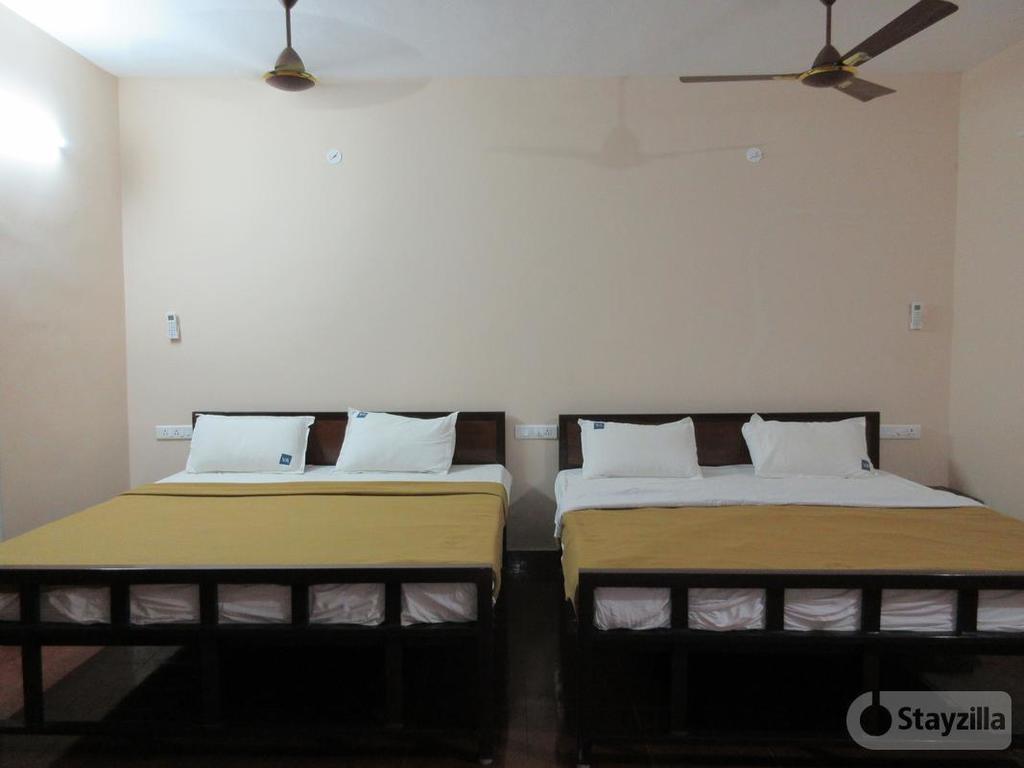 Navagraha Homestay Kumbakonam Zewnętrze zdjęcie